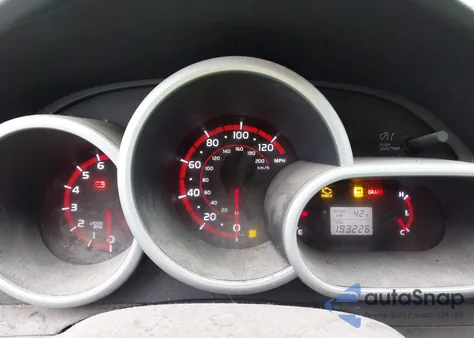 2009 Pontiac Vibe from USA, damaged, VIN 5Y2SL67869Z447133